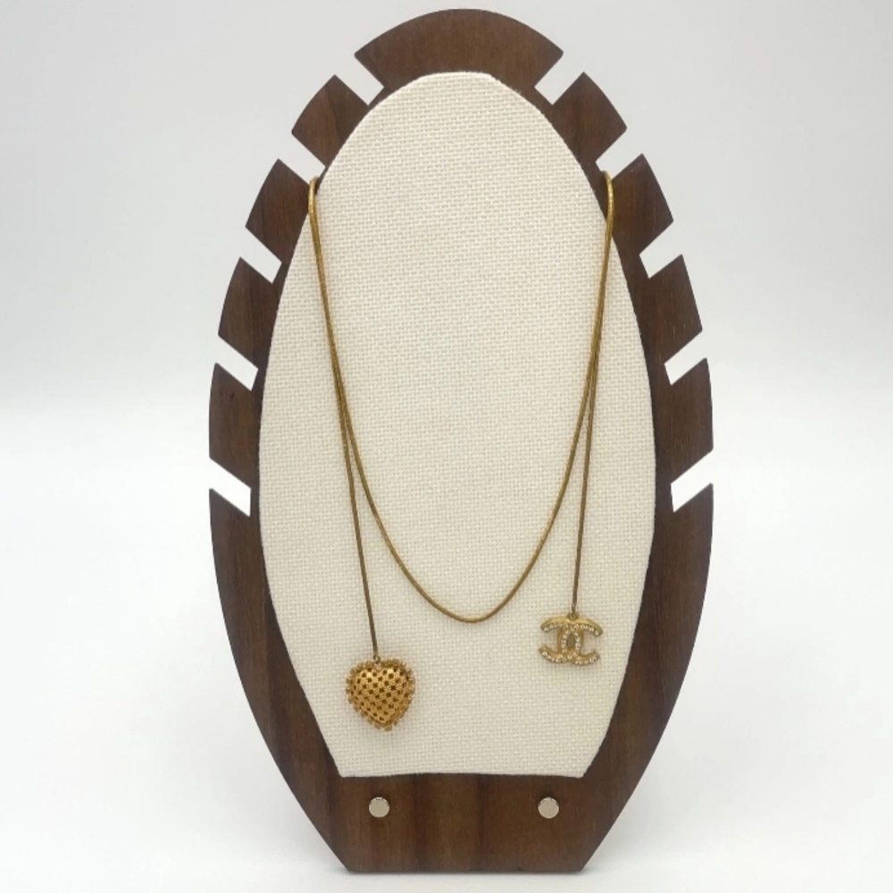 SALE! CHANEL Gold Plated Crystal Heart Lariat Necklace Feat Iconic CC Logo/Box - Picture 2 of 16